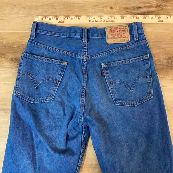 Levi's x Nasty Gal Jeans Womens Medium Cropped Dyed Raw Hem - Picture 8 of 9